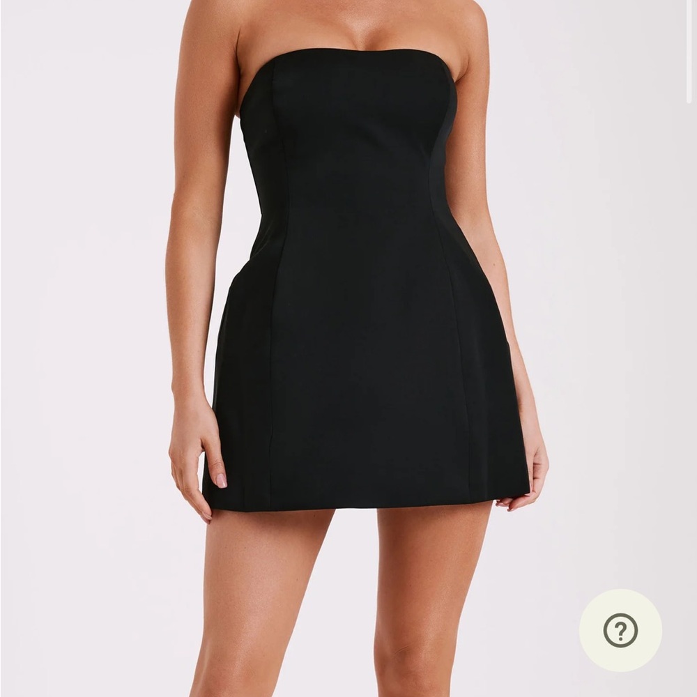 Elegant Black Strapless Dress